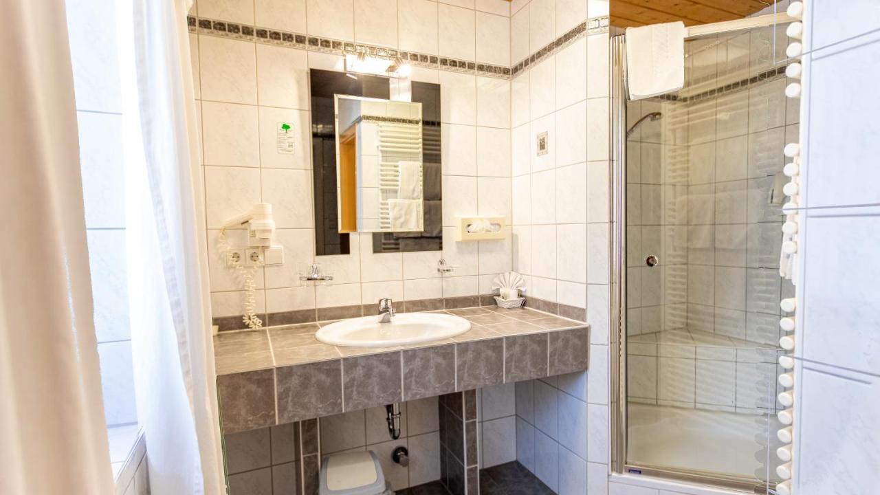 Aktivhotel & Gasthof Schmelz Ihr Urlaubs Hotel In Inzell Mit Wellness Hallenbad, Alpensauna & Dampfbad 외부 사진